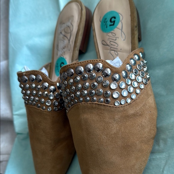 New Tan Suede Mules with Silver Accents FIRM on price Fergie real leather - Picture 5 of 17